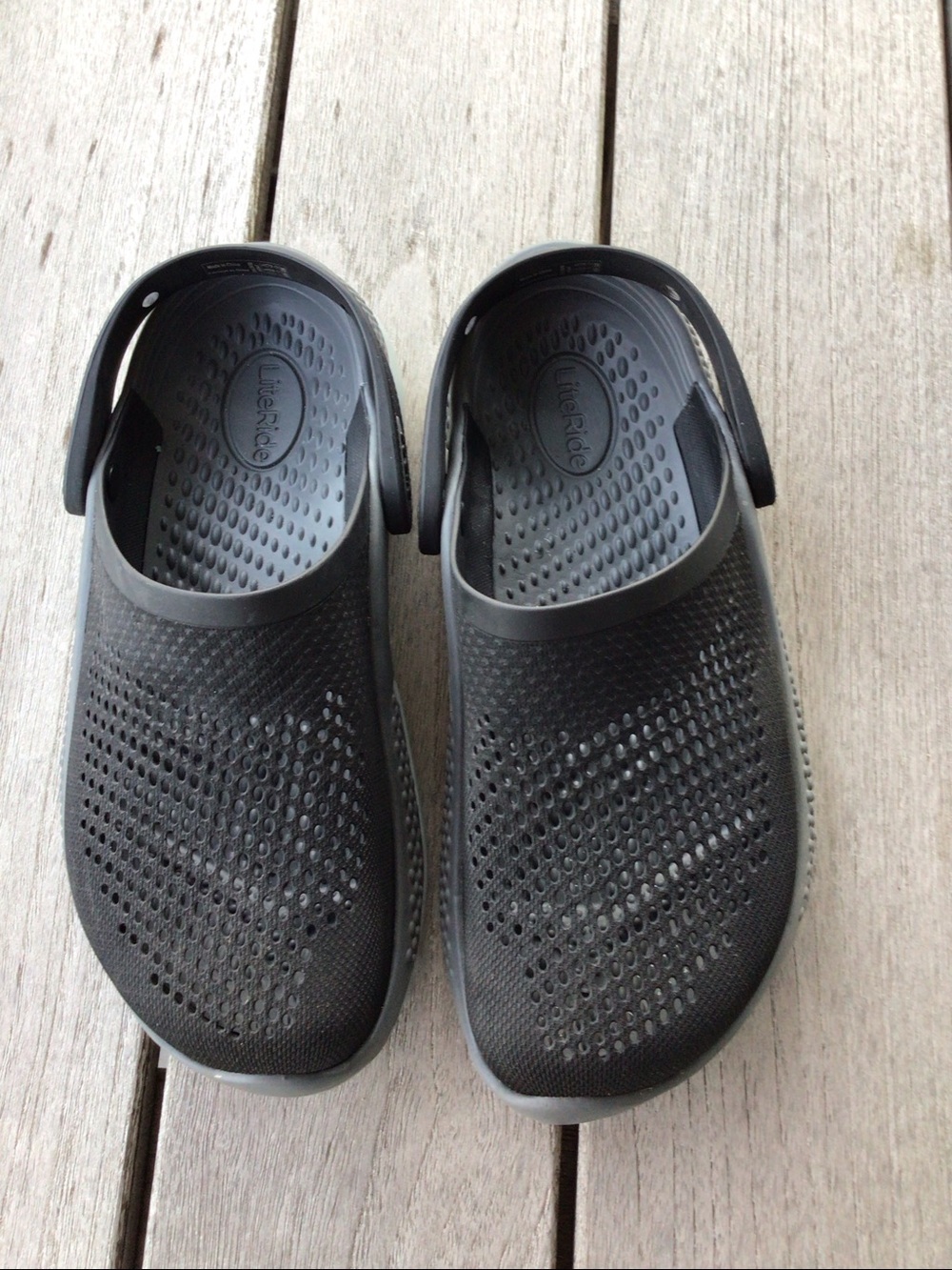 CROCS LiteRide Ventilated Clog Mules clogs in Black and Gray Sz 7 - Picture 3 of 10